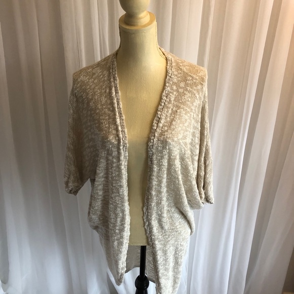 American Eagle short sleeve sweater - Picture 2 of 6